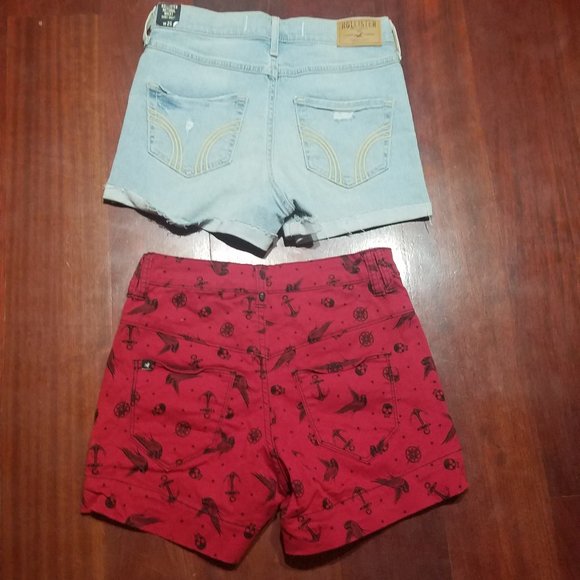 Hollister shorts size 1,  and Love Sick Size 1,   you will get each pair - Picture 4 of 7